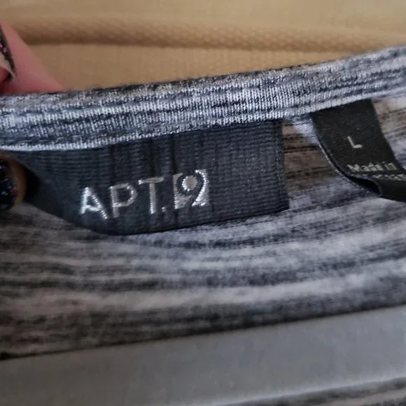 EUC women's Apt. 9 dress - Picture 4 of 7